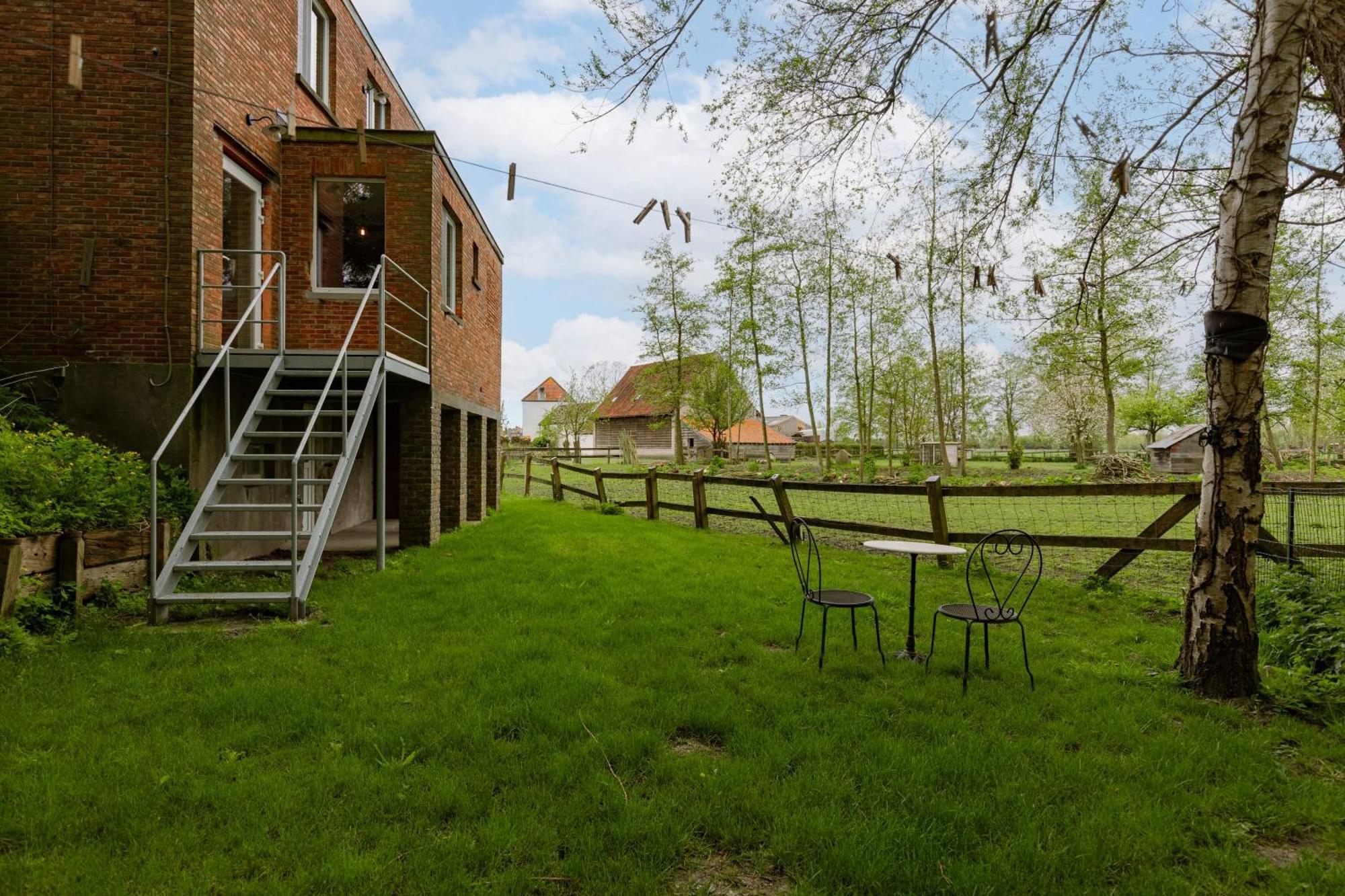 Huswell - Holiday Home Along The Canal With Great Views Damme Exterior photo